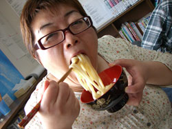 まっすー先生だいすきー!食べるのだいすきー!